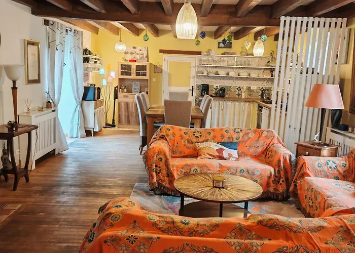 La Chaumine Feriehus Les Eyzies